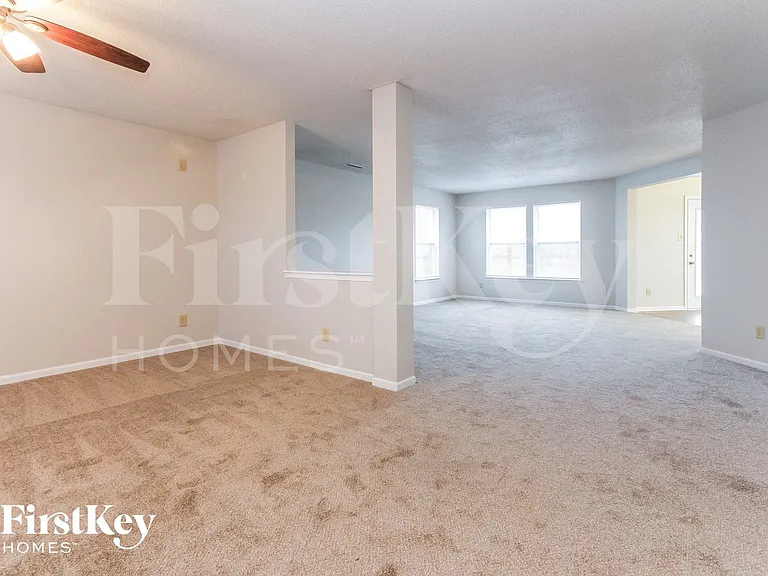 5769 Woodland Trace Blvd — Photo 2