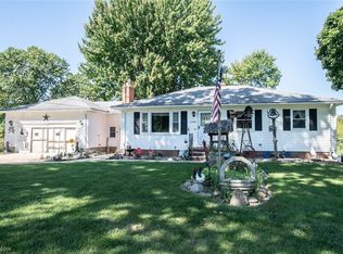 33690 Chestnut Ridge Rd, North Ridgeville, OH 44039