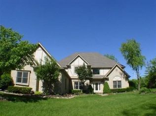 1389 Clear Brook Dr, Sugarcreek Township, OH 45440