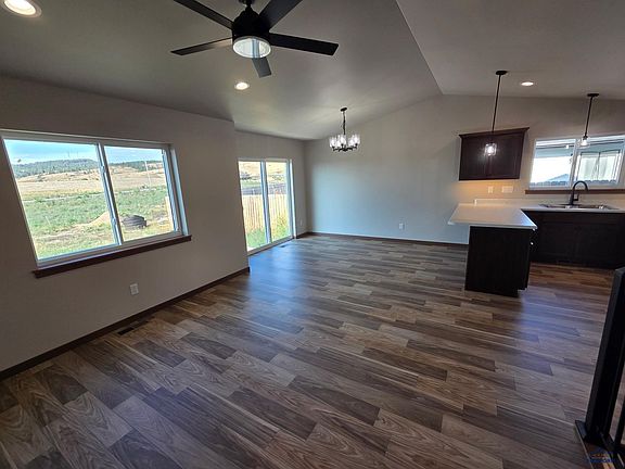 5th image of 1115 Cobalt Dr