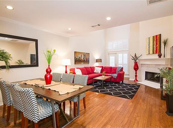 5th image of 9242 Esplanade Dr