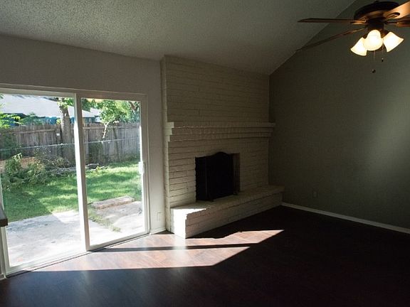4th image of 6427 Green Apple Dr