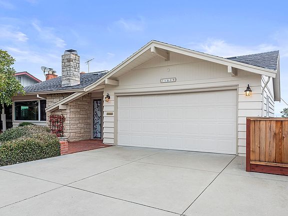 3rd image of 3639 Country Club Dr