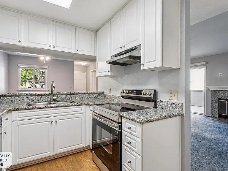 600 Canyon Oaks Dr #F — Photo 20