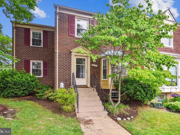 476 Colonial Ridge Ln, Arnold, MD 21012