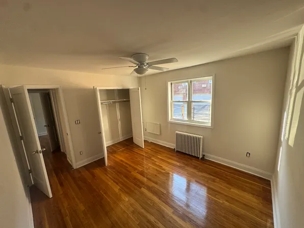 67-01 Cloverdale Blvd #2B, Oakland Gardens, NY 11364