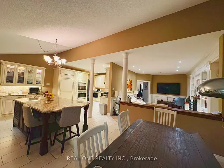2361 Silverwood Dr — Photo 12