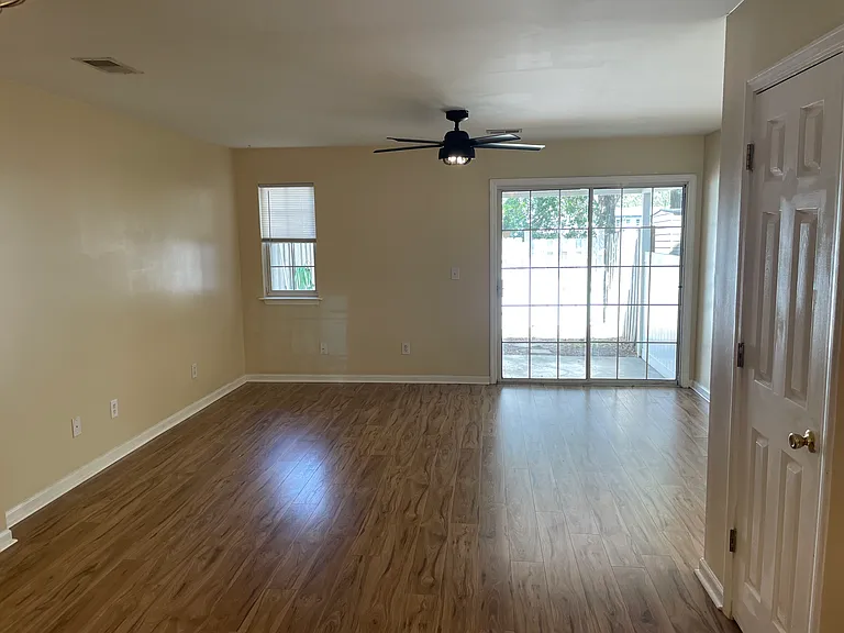 3565 Crepe Myrtle Ct — Photo 5