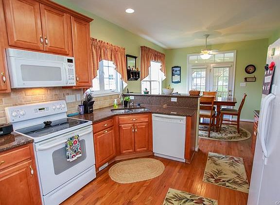 5th image of 13230 Langford Dr