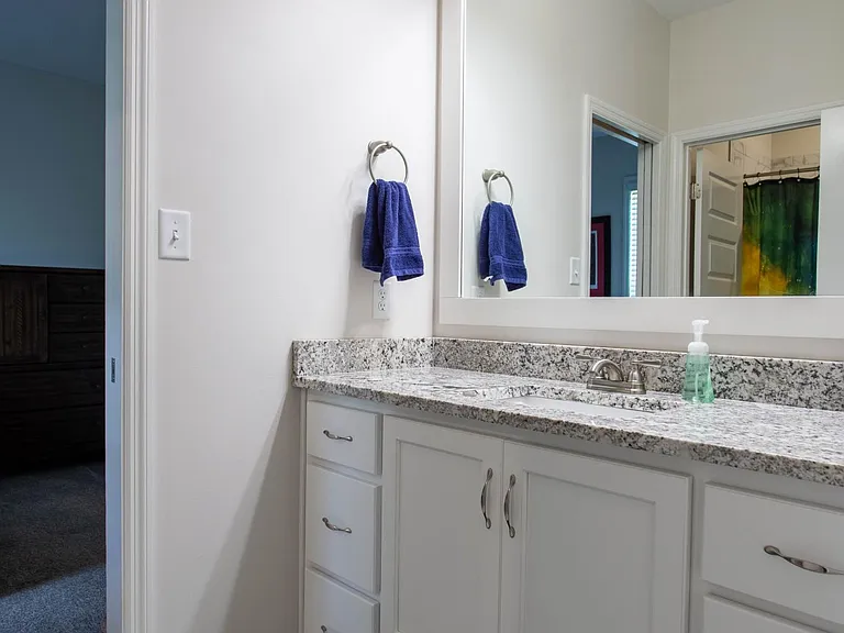3921 Countess Ct — Photo 23