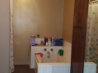 1314 E Wood St, Paris, AR 72855