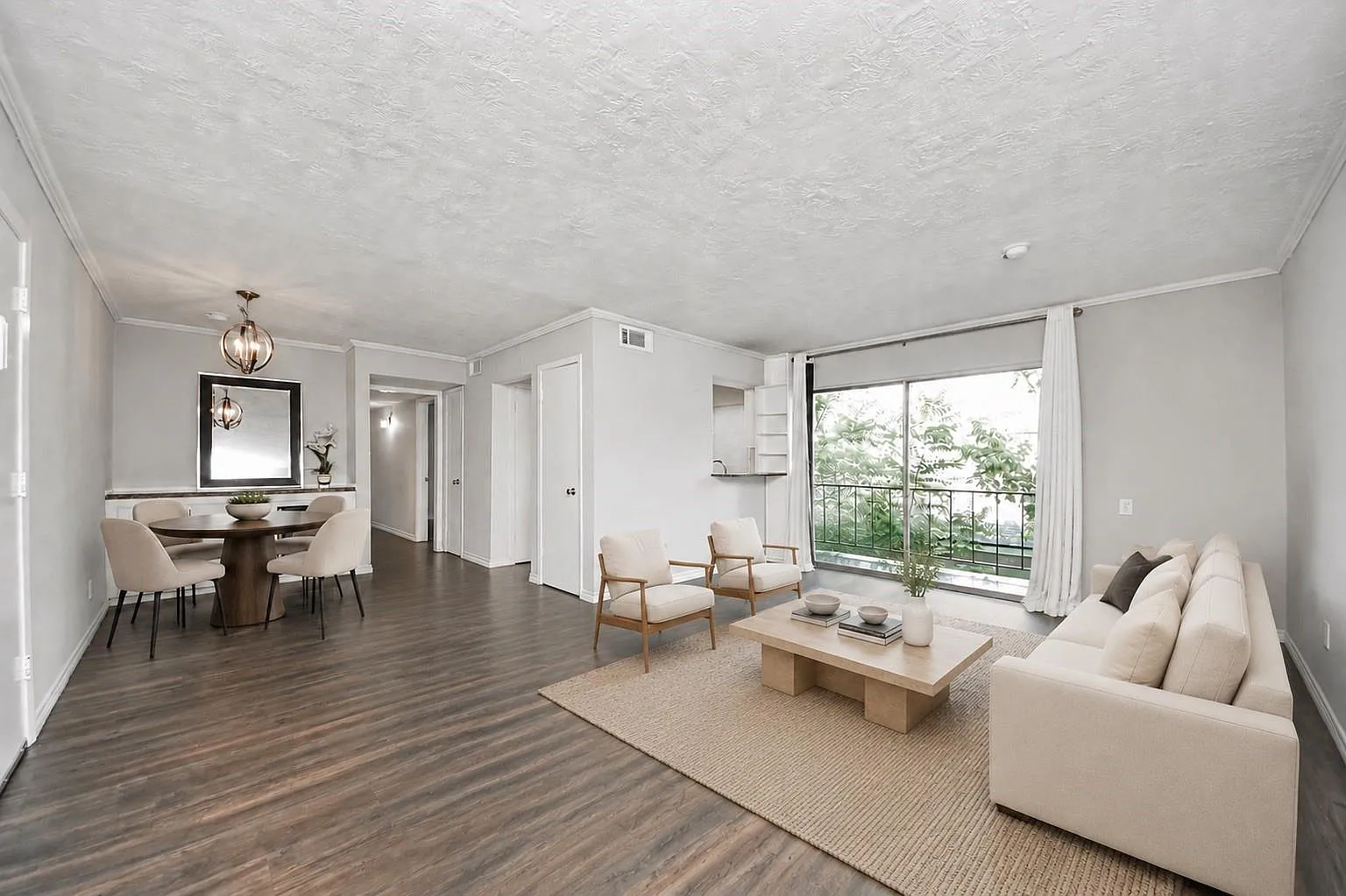 2 bed, 1.5 bath, 948 sqft, $1,900 — Photo 1
