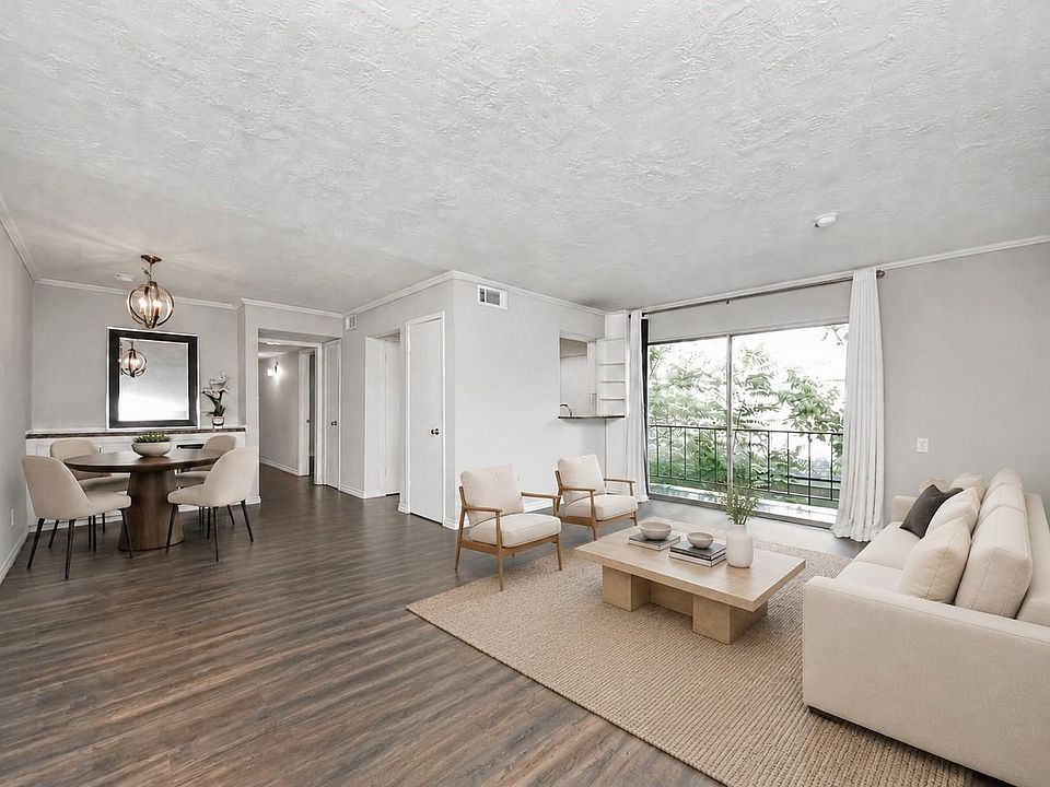 1st image of 505 Westcott St APT 207