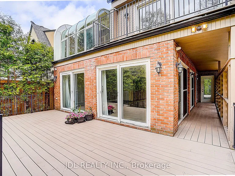 6 Nesbitt Dr — Photo 9