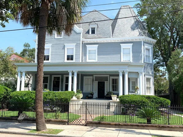 52 S Battery St E, Charleston, SC 29401