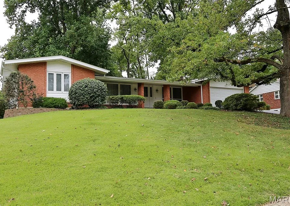 38 Forestvale Dr