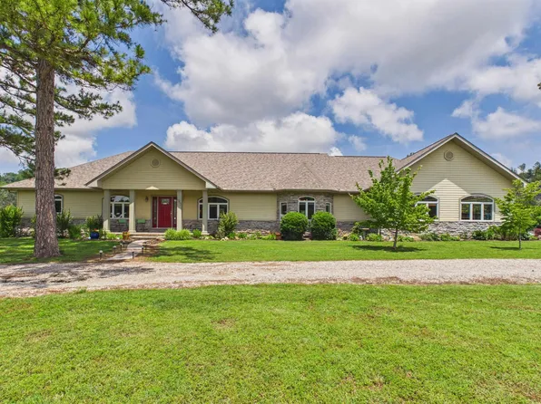 193 County Road 101, Norfork, AR 72658