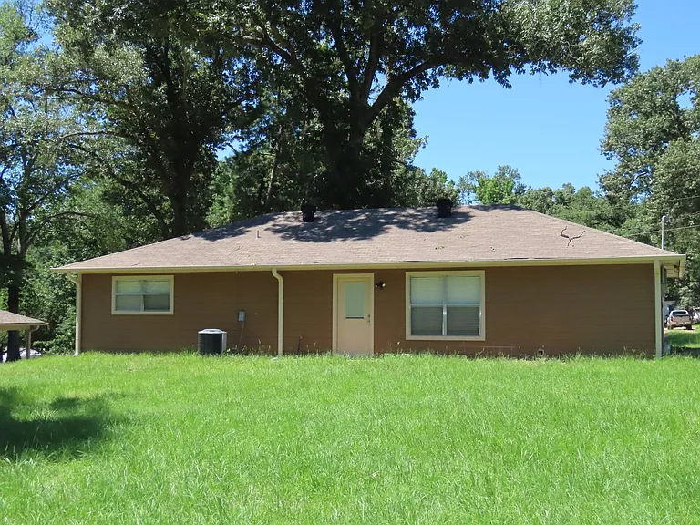 10074 Wooded Way — Photo 19