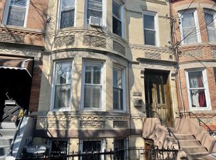 6055 67th Ave, Ridgewood, NY 11385