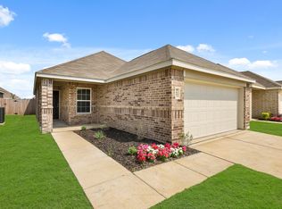 1602 Luke St, Ennis, TX 75119