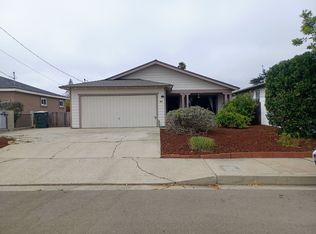 1377 Manhattan Ave, Grover Beach, CA 93433