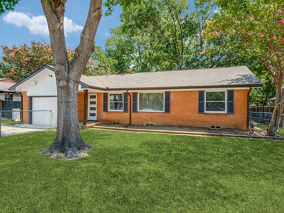 2nd image of 368 Crenshaw Dr