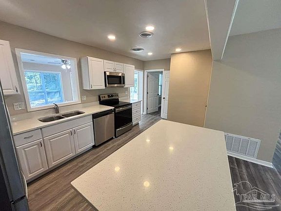 5th image of 1135 E Burgess Rd