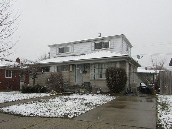 2nd image of 25334 Pattow St