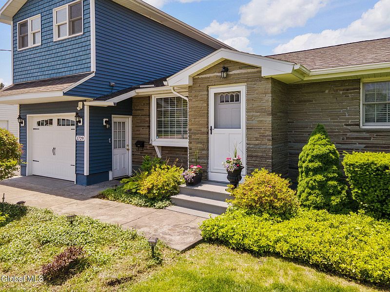 5th image of 1729 Elizabeth Street