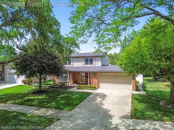 3rd image of 36616 Munger Dr