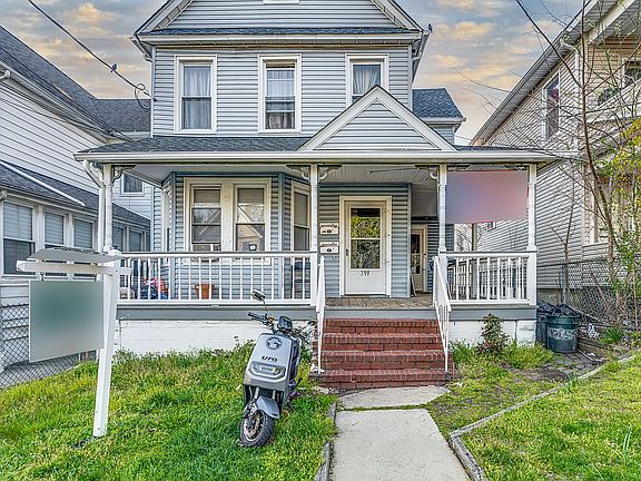 3rd image of 399 Cary Ave