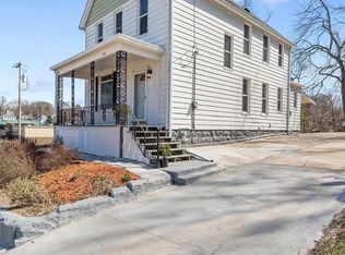 1201 Division St, Burlington, IA 52601