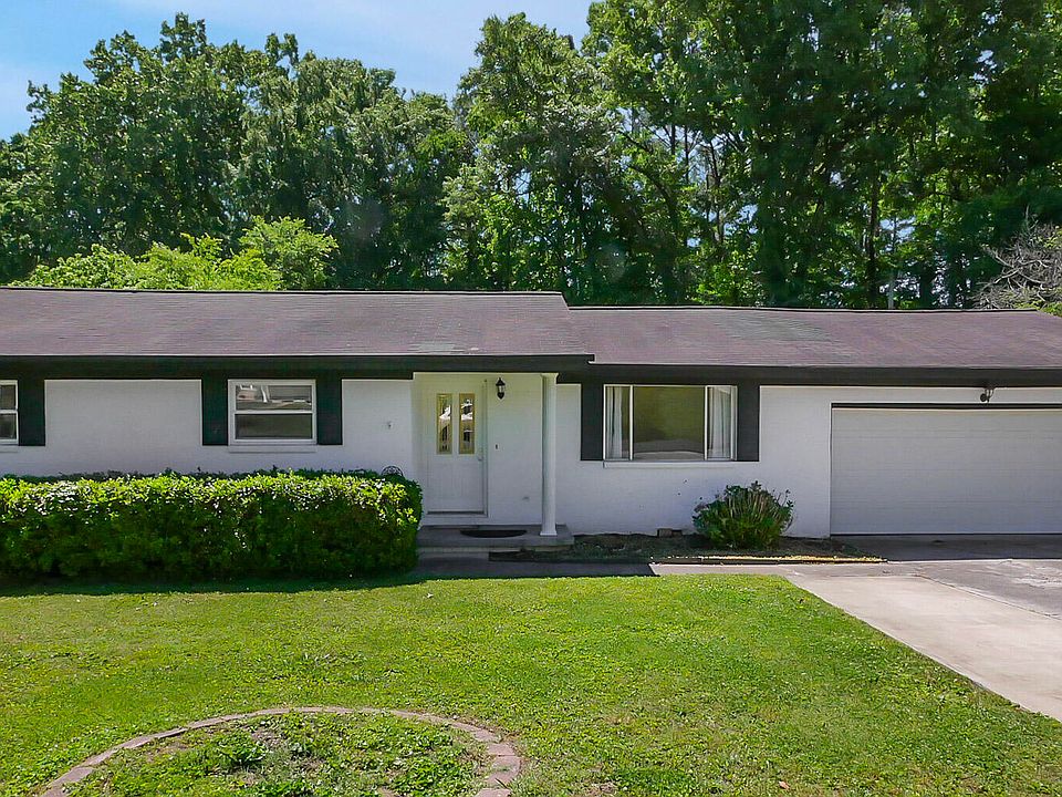 1st image of 445 Kelsey Dr