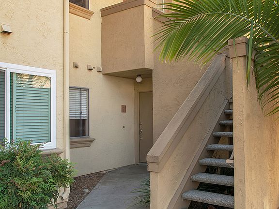 3rd image of 213 Woodland Pkwy Unit 207