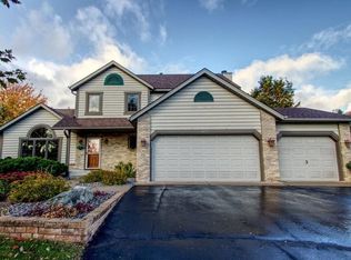 2695 Windsor Bay, Woodbury, MN 55125