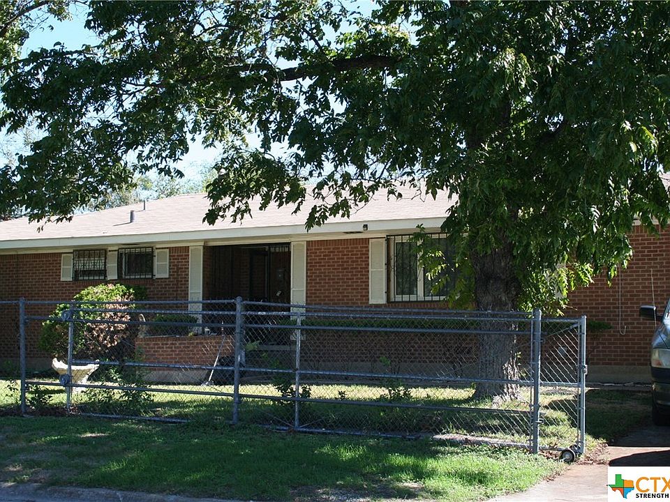 1st image of 506 E Fowler Ave
