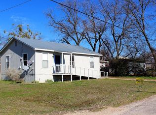 333 W Juarez Ave, De Leon, TX 76444