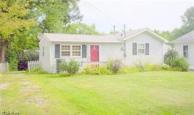 1st image of 267 Horn St