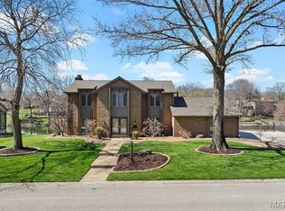 26 Ravenwood Cir, O'Fallon, IL