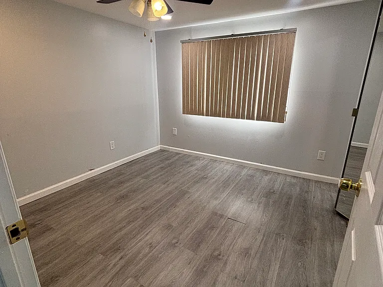 Susan Dr — Photo 2