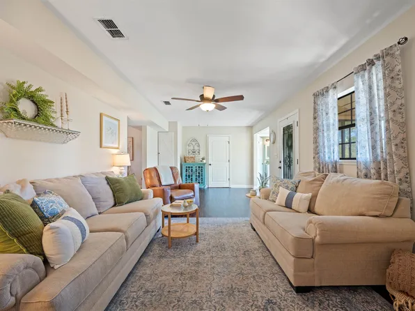 1020 W Lyman Hendry Rd, Perry, FL 32347