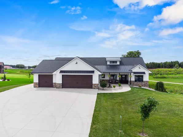 N935 Fallon Ln, Greenville, WI 54942