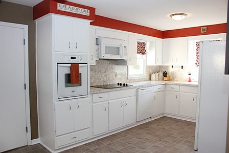 Large dine-in kitchen