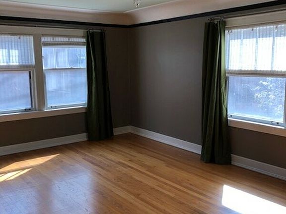 2nd image of 1605 E Olive St Unit 110