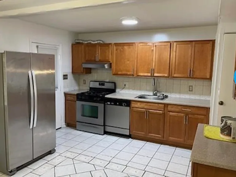 8225 Durness Ct — Photo 11