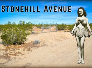 Stonehill Ave, Joshua Tree, CA 92252