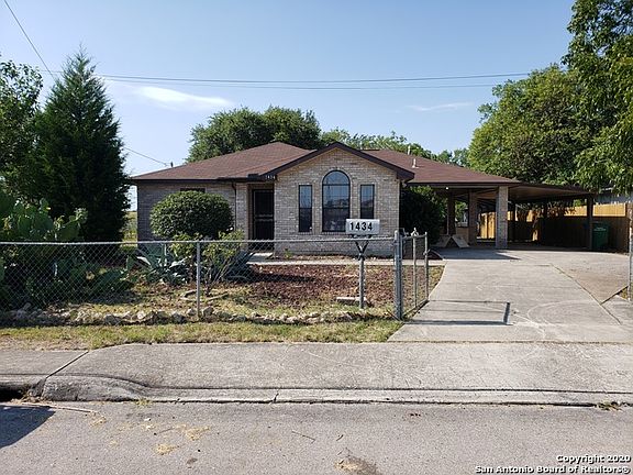 3rd image of 1434 E Carson St