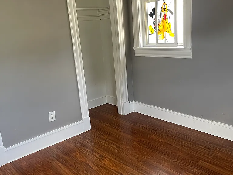 11 Walnut St #9 — Photo 2