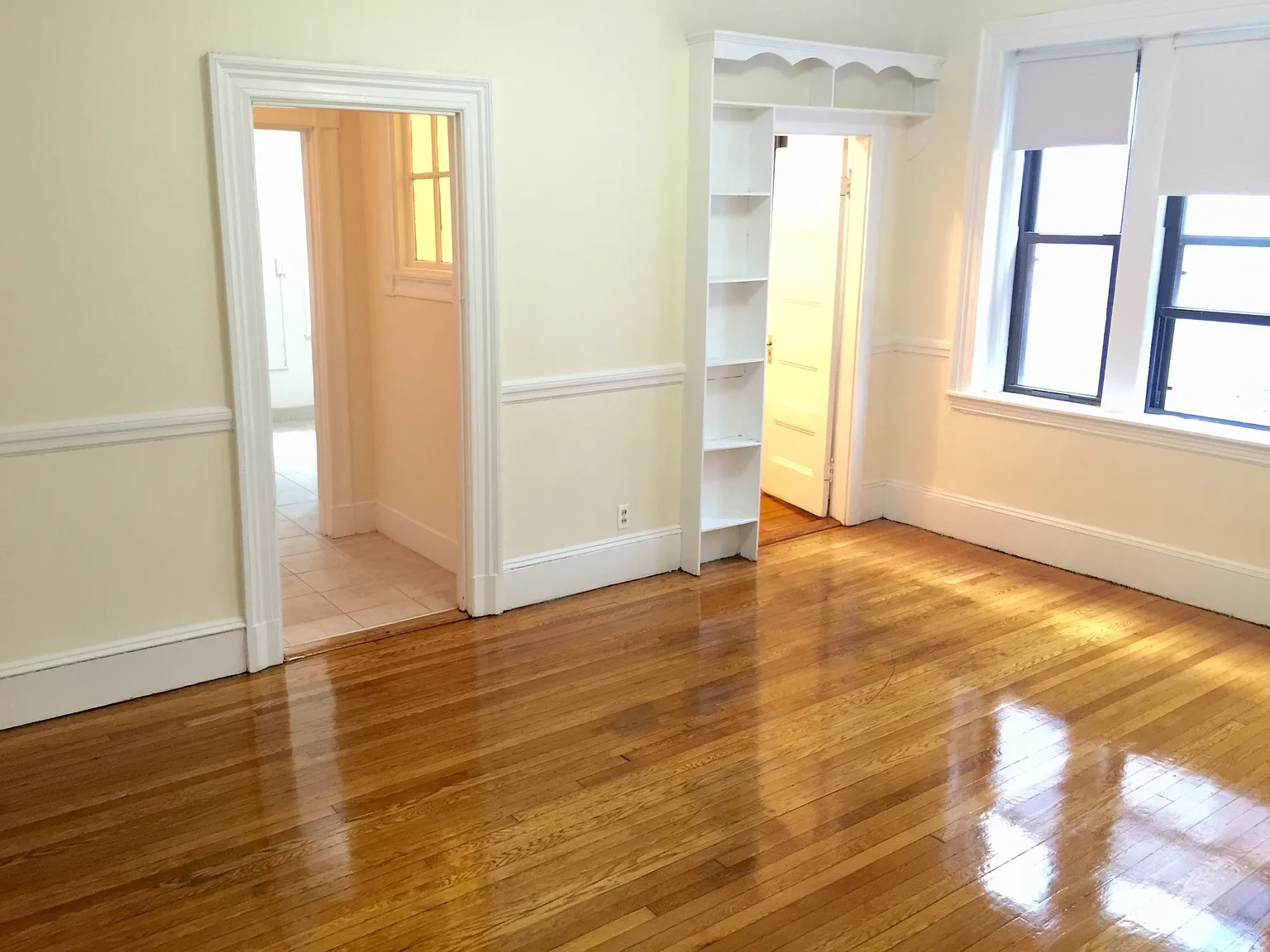 Brighton Avenue Apartments, 19-25 — Photo 4