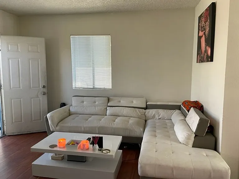 792 Termino Ave #B — Photo 13